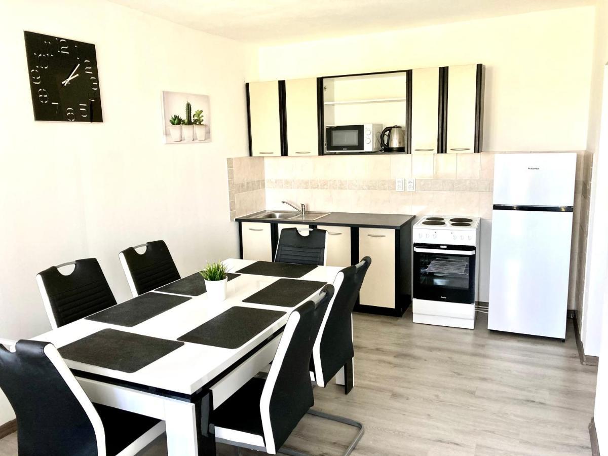 Apartment City Apartment *