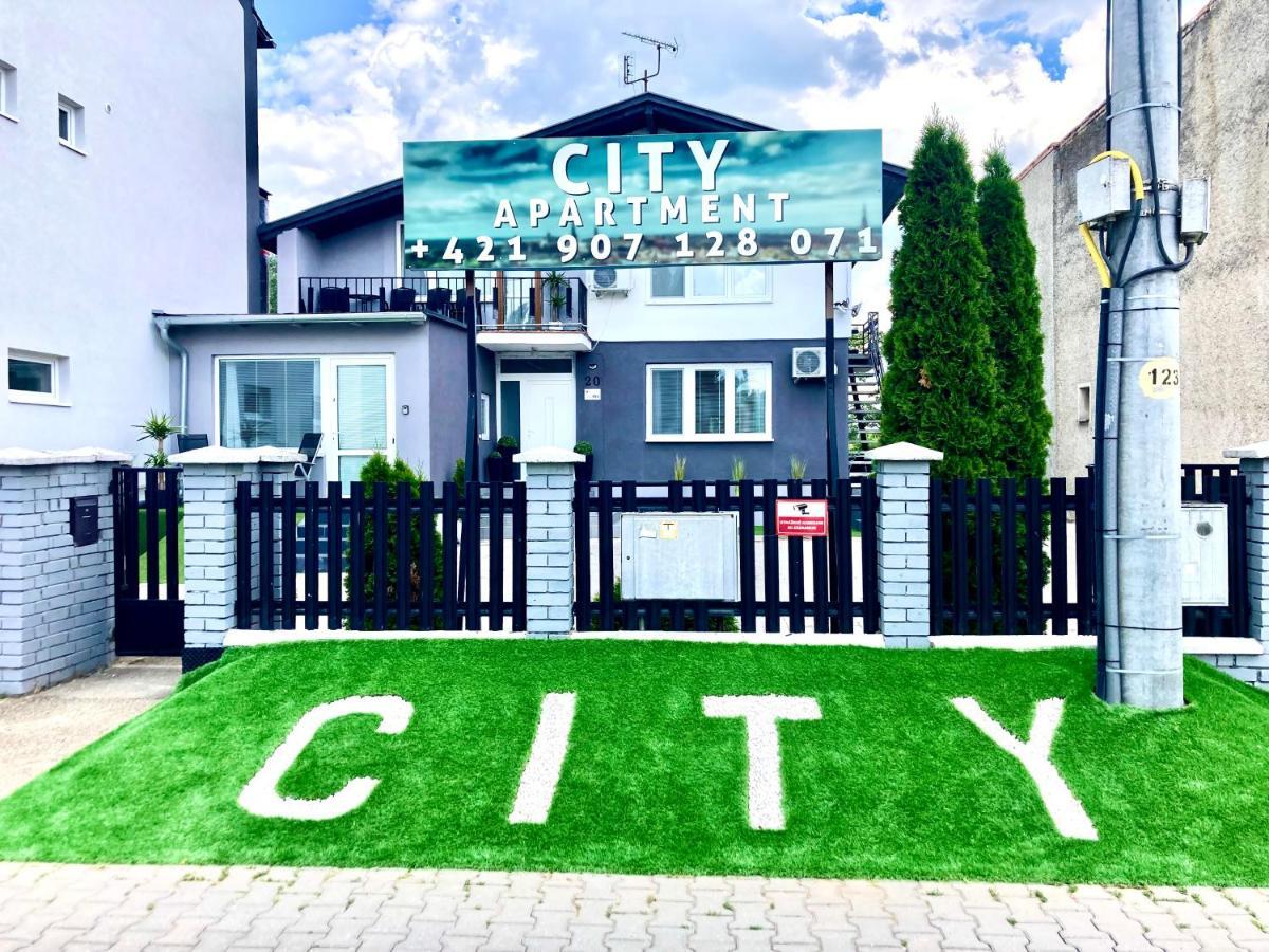 City Apartment Sturovo
